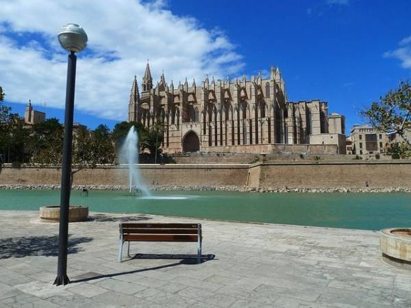 🇪🇸 TARIFA ERROR: VUELOS MADRID – PALMA DE MALLORCA POR 1 EURO!!
