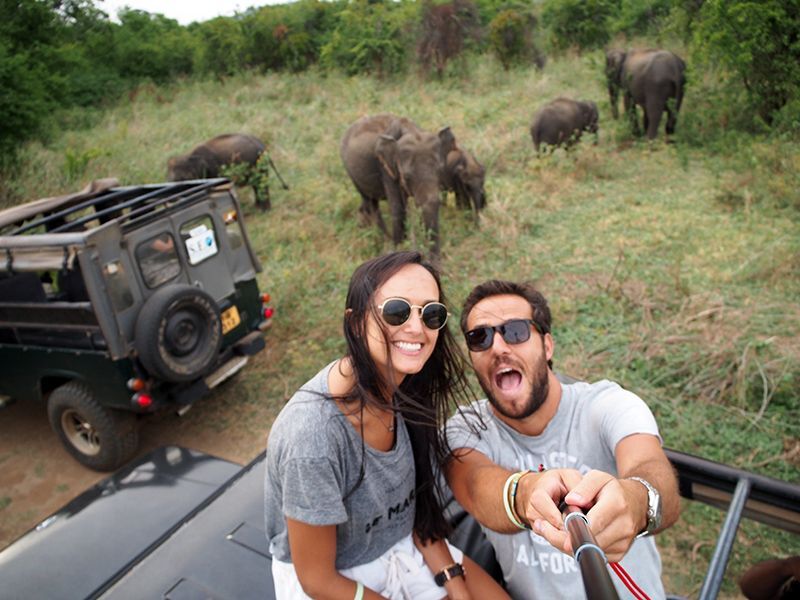 Carlos junto a Cristina, su novia