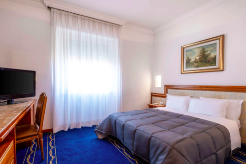 Roma Puente Diciembre: Vuelos + 5 noches hotel 4* centro con desayuno por 205 euros
