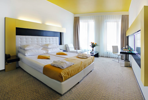 Fin de Semana de Lujo en Praga: Vuelos + 3 noches hotel 5* por 157 euros