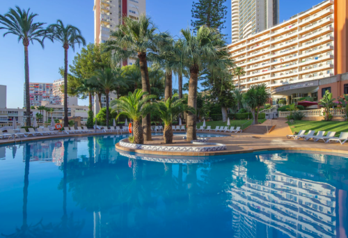 ¡Ofertón! Agosto Benidorm: Hotel 4* con desayuno y cancelación por 41 € p.p/noche