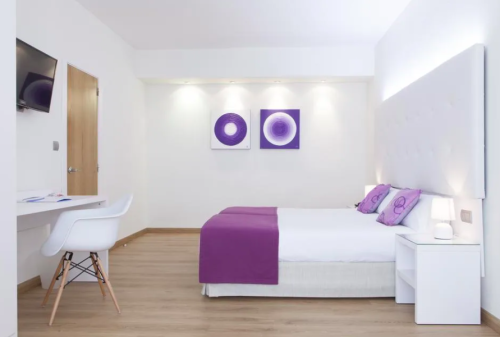 Alicante en verano: Hotel con piscina frente al mar por 34 € p.p/noche