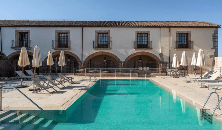 🇪🇸 Parador en un antiguo convento del siglo XV por 47 euros