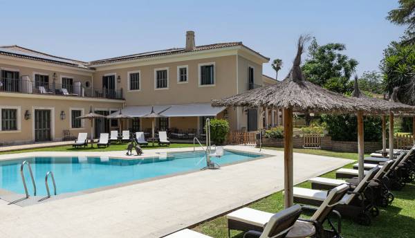 🇪🇸 Suite de lujo en villa 5* en Jerez de la Frontera por 51 euros pp
