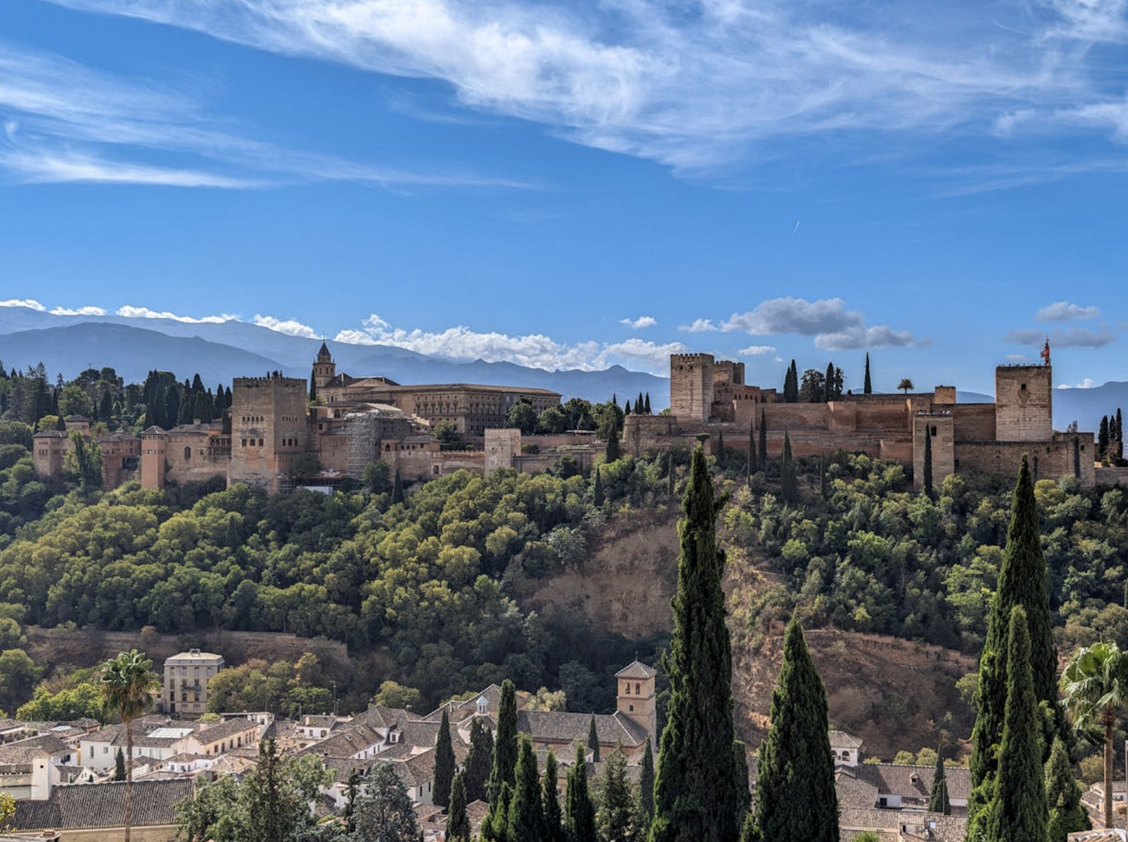 🇪🇸 Fin de semana en Granada: hotel 4* por 44 euros