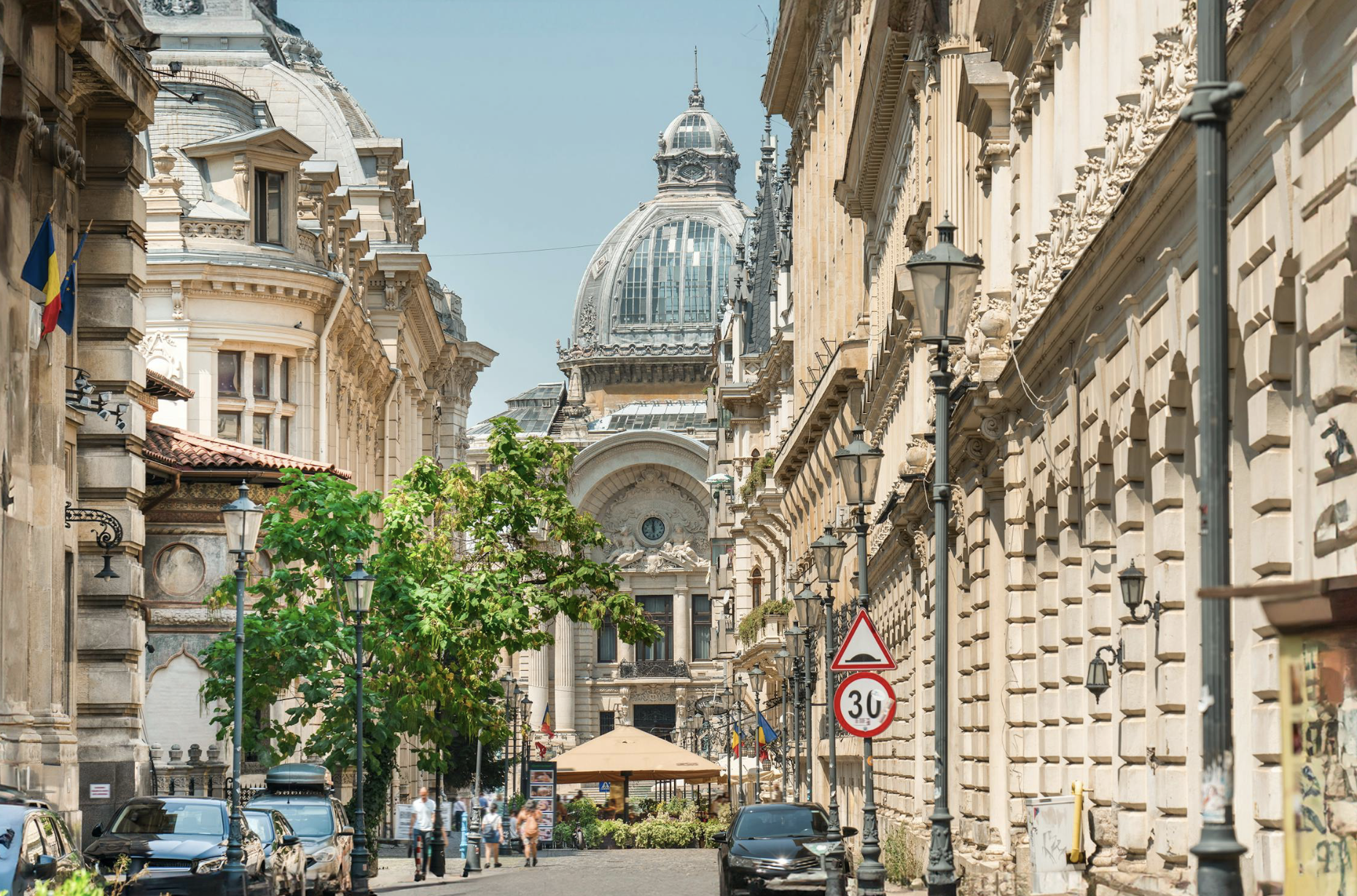 🇷🇴 Fin de Semana en Bucarest: vuelos + 2 noches aparthotel 4* por 99 euros
