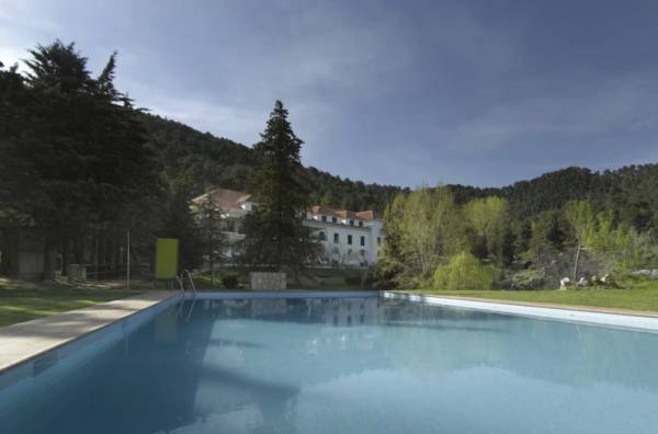 🇪🇸 Parador Sierra de Cazorla 4* en pleno verano por 44 € p.p/noche