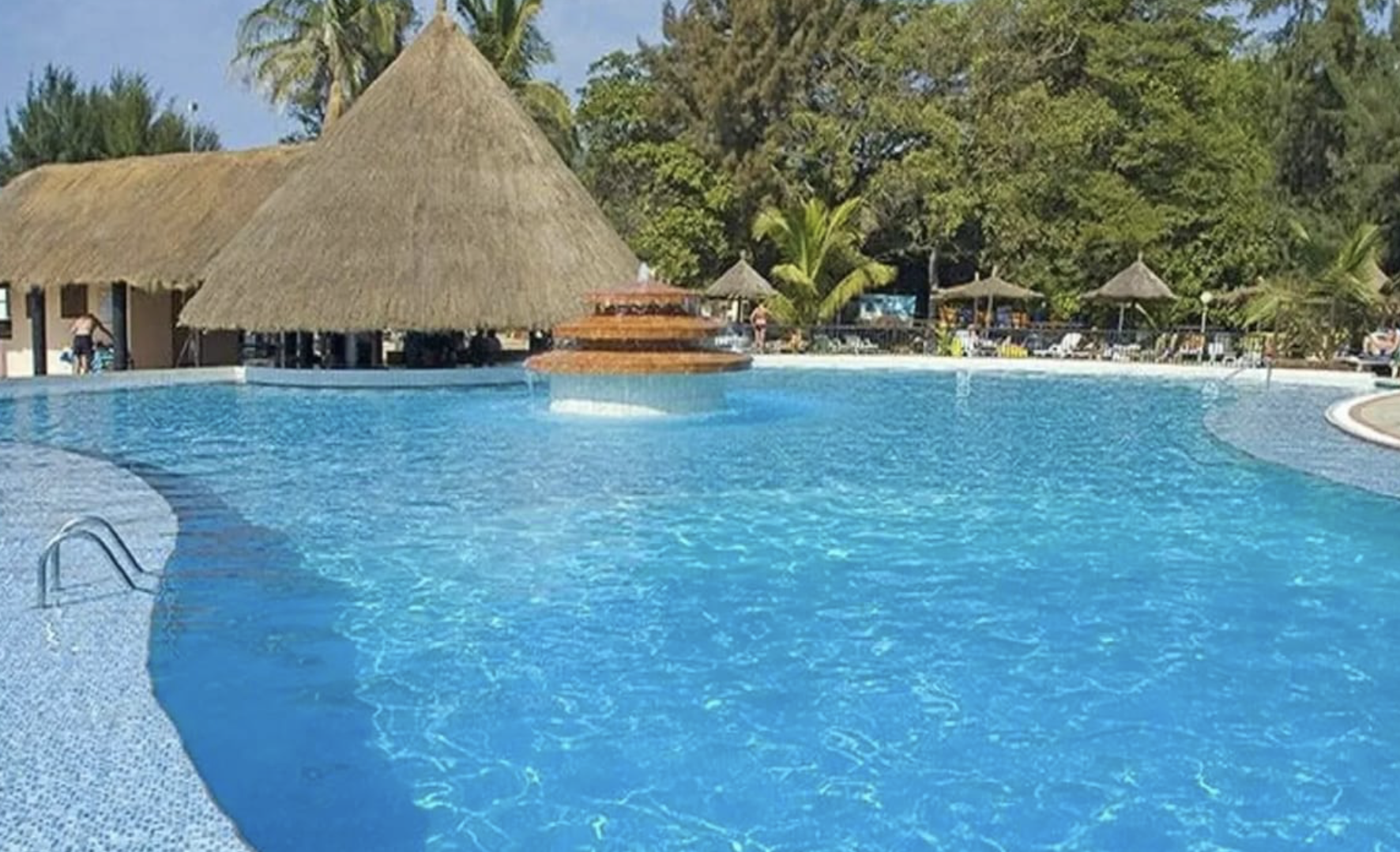 🏖️ Gambia: Vuelos directos + 7 noches resort playa por 450 euros