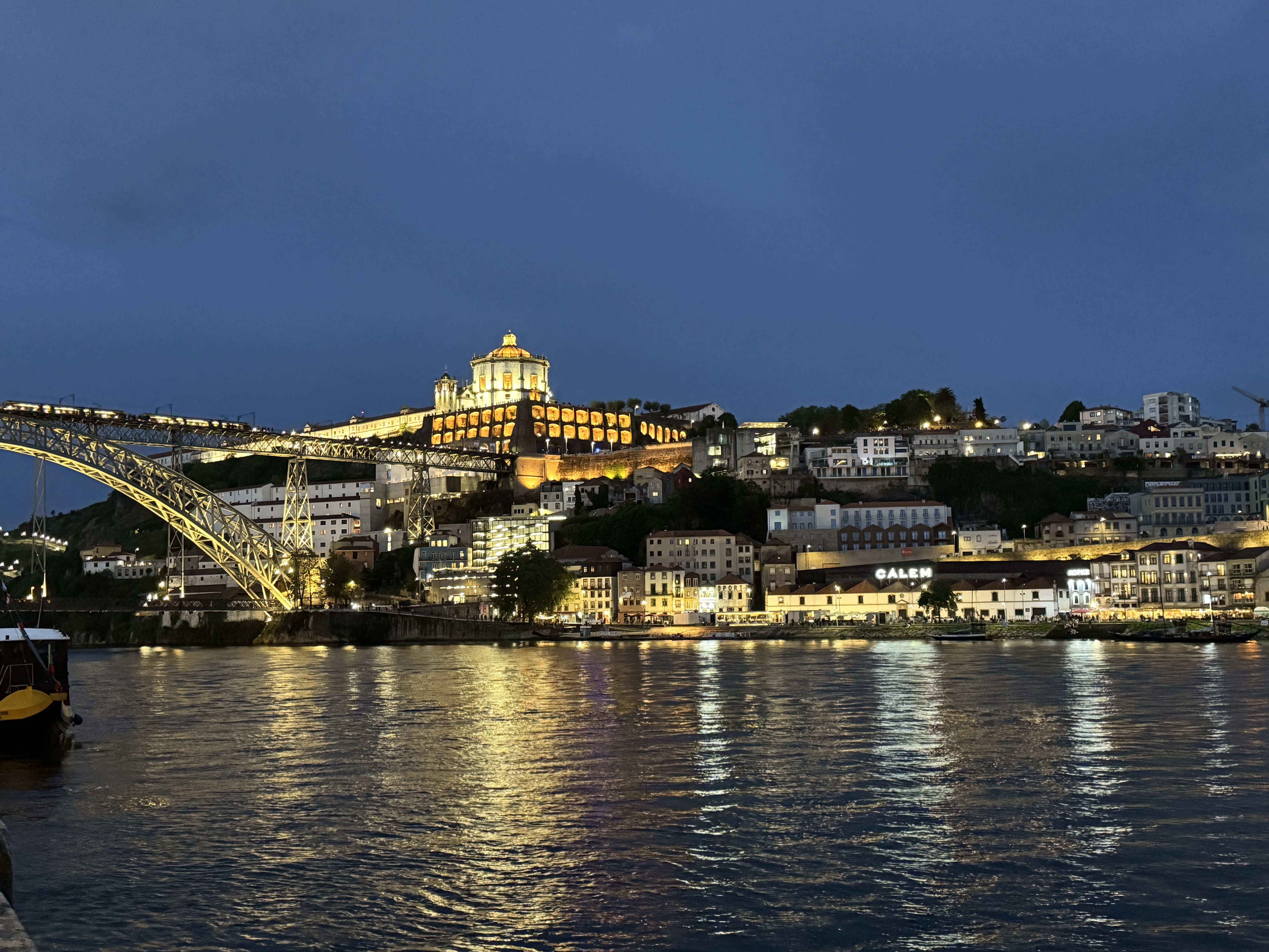 🇵🇹 Oporto en agosto: hotel 4* por 43 euros pp
