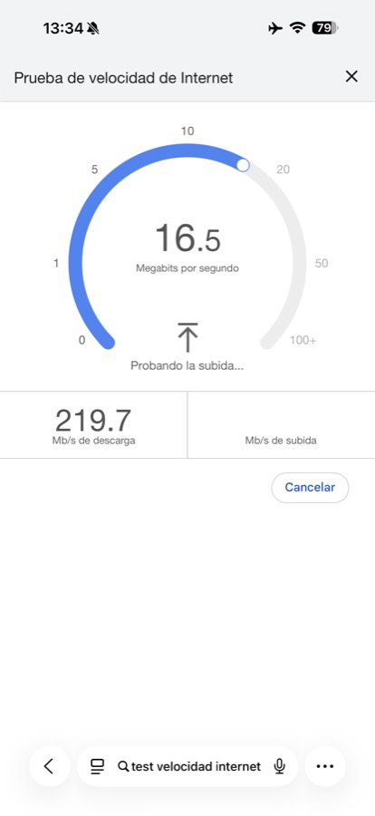 Prueba de velocidad del wifi Starlink de Iberia hecha a bordo del A321XLR: 219,7 Mb/s de descarga y 16,5 Mb/s de subida, con el móvil en modo avión