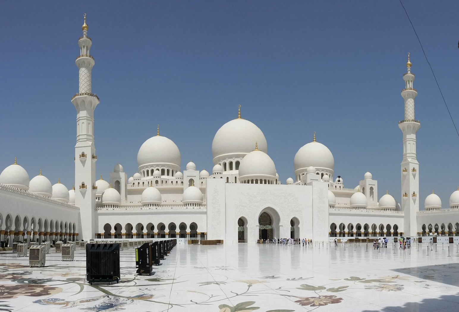🇦🇪 Emiratos Árabes Unidos: vuelos a Abu Dabi por 164 euros ida y vuelta