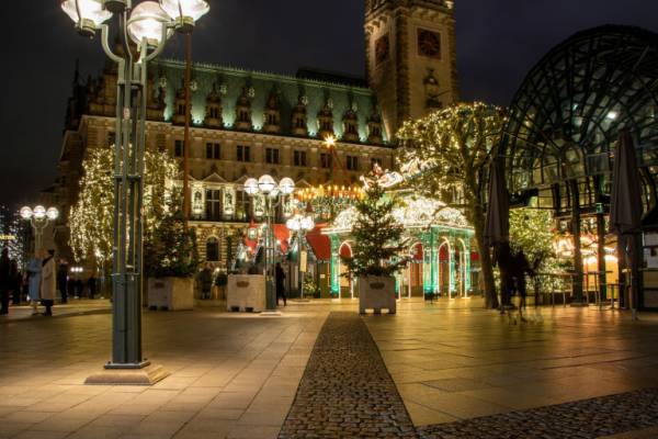 🇩🇪 Mercadillos navideños en Hamburgo: vuelos + 3 noches por 230 euros