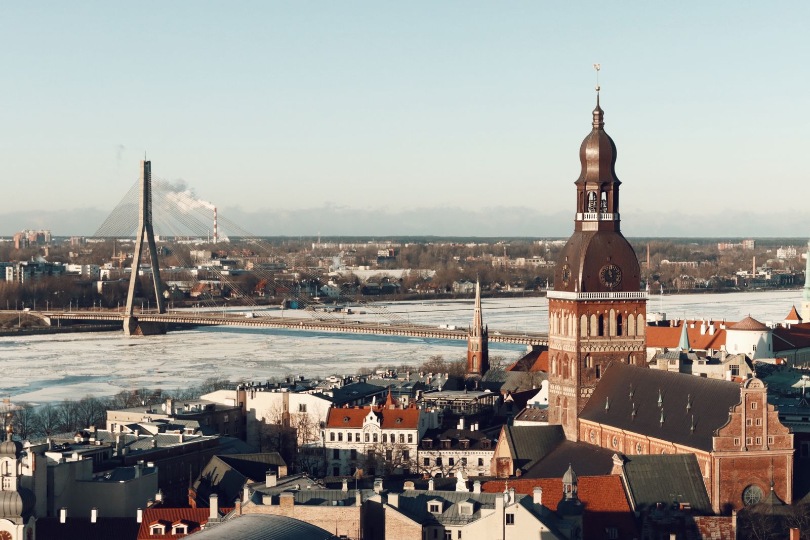 🇱🇻 Mercadillos navideños en Riga: vuelos + 3 noches por 195 euros