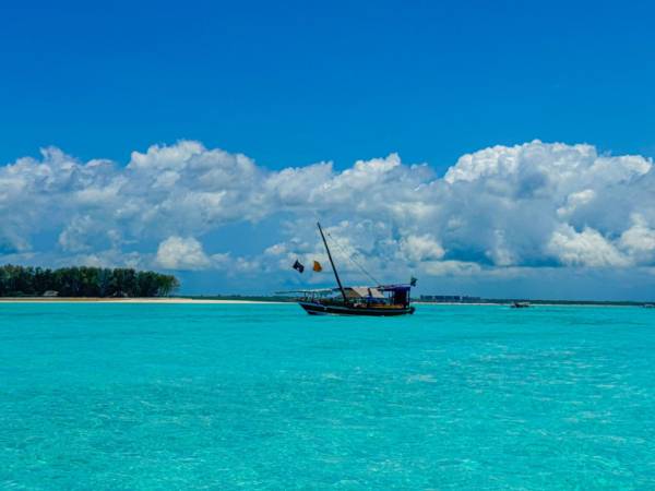 🇹🇿 Zanzíbar: vuelos + 7 noches en resort 4* todo incluido por 944 €