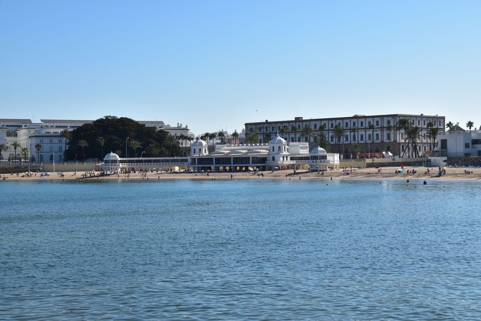 🇪🇸 Cádiz: hotel Cádiz Plaza 4* por 38 euros por persona y noche