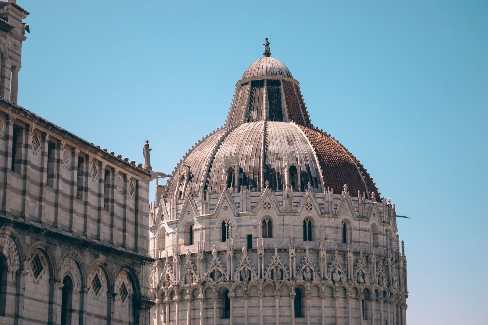 🧳 Fin de semana en Pisa: vuelos + 2 noches por 118 euros